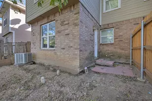 1205 E Powell Ave, Fort Worth, TX 76104 - Photo 19