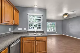 1205 E Powell Ave, Fort Worth, TX 76104 - Photo 25
