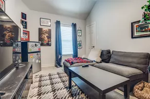 2328 Throckmorton St, Dallas, TX 75219 - Photo 17