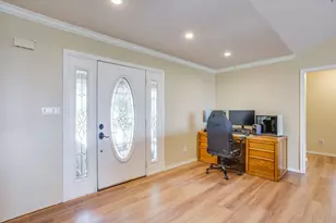 804 NE 9th St, Mineral Wells, TX 76067 - Photo 5