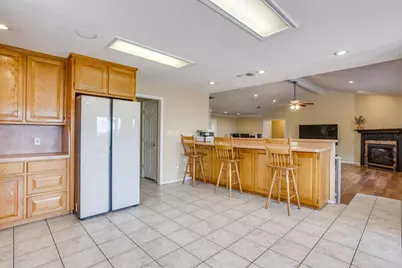 804 NE 9th Street, Mineral Wells, TX 76067 - Photo 11