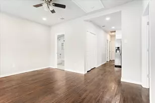 715 W Sam Rayburn Dr, Bonham, TX 75418 - Photo 7