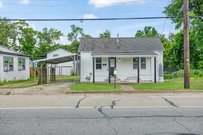 715 W Sam Rayburn Drive, Bonham, TX 75418 - Photo 1