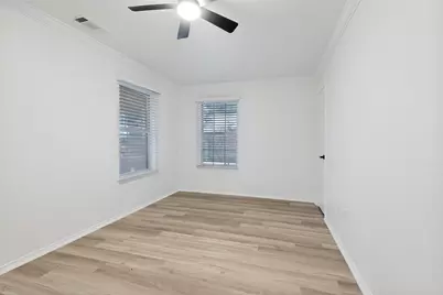 1004 Bridges Drive, Arlington, TX 76012 - Photo 17