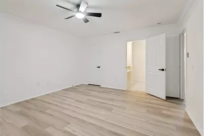 1004 Bridges Drive, Arlington, TX 76012 - Photo 21