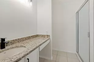 1004 Bridges Dr, Arlington, TX 76012 - Photo 17