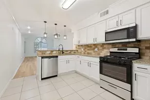 1004 Bridges Dr, Arlington, TX 76012 - Photo 13