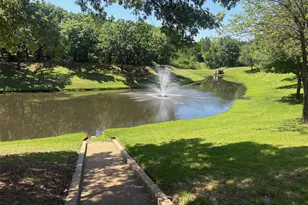 1004 Bridges Dr, Arlington, TX 76012 - Photo 29