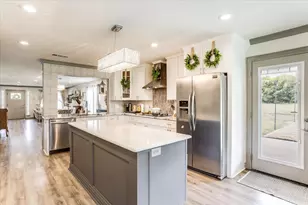 521 Bakers Branch Rd, Waxahachie, TX 75167 - Photo 9