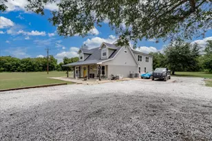 521 Bakers Branch Rd, Waxahachie, TX 75167 - Photo 3