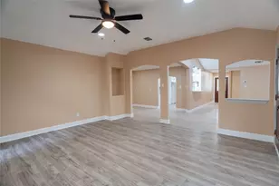 1022 Shenandoah Dr, Arlington, TX 76014 - Photo 9