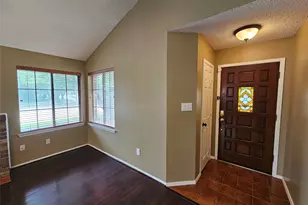 602 Prairie Dell St, Lewisville, TX 75067 - Photo 5