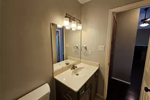 602 Prairie Dell St, Lewisville, TX 75067 - Photo 15