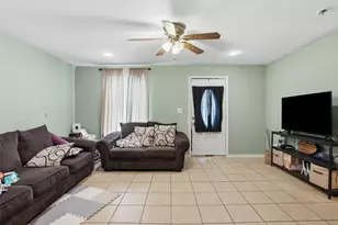 3104 Avenue L, Fort Worth, TX 76105 - Photo 3