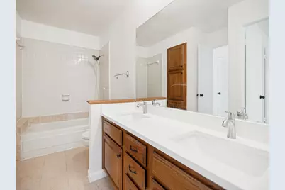 1200 Harwell Drive #1910, Arlington, TX 76011 - Photo 11