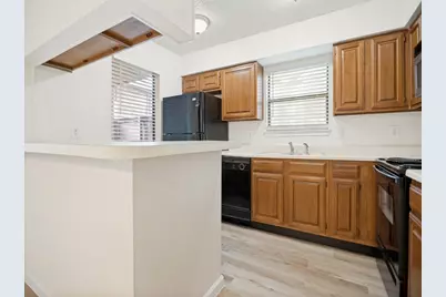 1200 Harwell Drive #1910, Arlington, TX 76011 - Photo 5