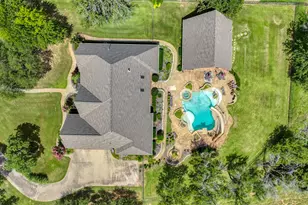 115 Autumn Springs Ct, Weatherford, TX 76087 - Photo 39