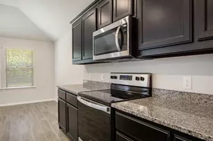 9816 Mescalbean Blvd, Fort Worth, TX 76036 - Photo 11