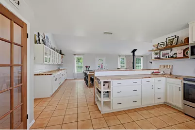 905 Crawford Road, Sadler, TX 76264 - Photo 11