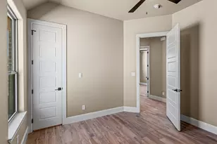 1041 Mickelson Dr, Granbury, TX 76048 - Photo 37