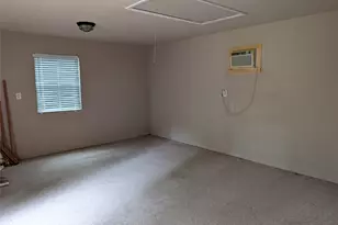 155 Lake Dr, Enchanted Oaks, TX 75156 - Photo 17