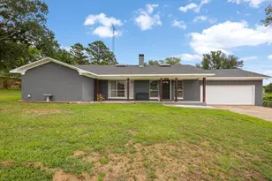 2300 Country Club Dr, Canton, TX 75103 - Photo 3