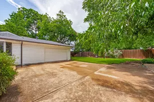 4107 Lomita Ln, Dallas, TX 75220 - Photo 23