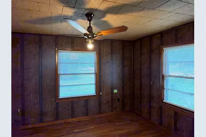 317 Hurt Street, Dublin, TX 76446 - Photo 3