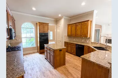 2533 Vista Creek Court, Garland, TX 75044 - Photo 7