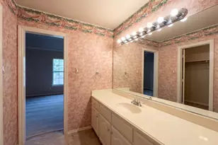 2533 Vista Creek Ct, Garland, TX 75044 - Photo 19