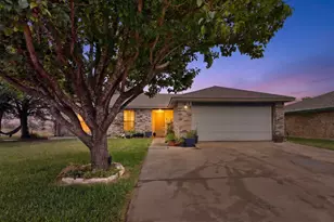1317 Belinda Ct, Garland, TX 75040 - Photo 1