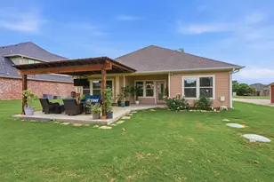114 Sequoya Dr, Lake Kiowa, TX 76240 - Photo 29