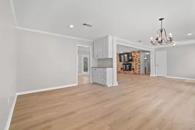 608 Catalina Drive, Waco, TX 76712 - Photo 9