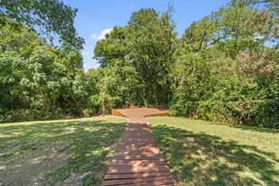 608 Catalina Dr, Waco, TX 76712 - Photo 29