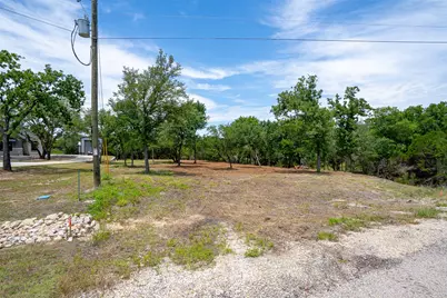 1018 Creek Crossing Road, Glen Rose, TX 76070 - Photo 3