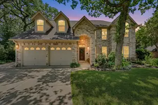 3906 Brookfield Dr, Arlington, TX 76001 - Photo 1