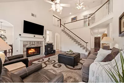 3906 Brookfield Drive, Arlington, TX 76001 - Photo 13