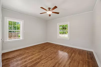816 Kentucky Street, Graham, TX 76450 - Photo 15