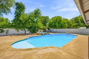 816 Kentucky St, Graham, TX 76450 - Photo 23