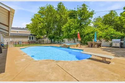 816 Kentucky Street, Graham, TX 76450 - Photo 25