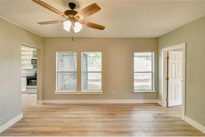 982 W Tarleton Street, Stephenville, TX 76401 - Photo 5