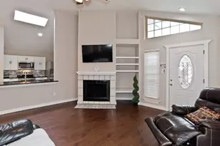 4707 Poppy Dr E, Fort Worth, TX 76137 - Photo 7