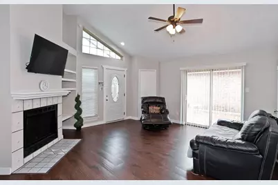 4707 Poppy Drive E, Fort Worth, TX 76137 - Photo 9