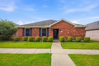 1936 Rosa Parks Boulevard, Lancaster, TX 75146 - Photo 1