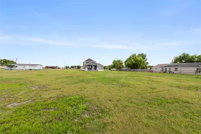 1128 Newton Road, Ferris, TX 75125 - Photo 27