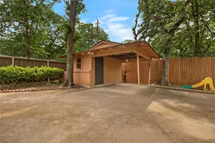 1200 Barker St, Arlington, TX 76012 - Photo 25