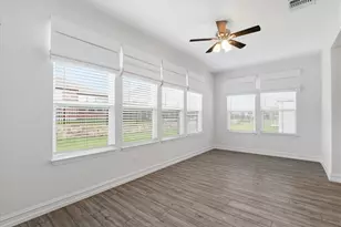 1112 Cornerstone Dr, Little Elm, TX 76227 - Photo 17