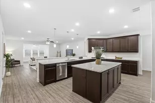 1112 Cornerstone Dr, Little Elm, TX 76227 - Photo 9