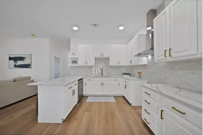1130 E Hattie Street, Fort Worth, TX 76104 - Photo 11