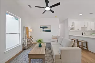 1130 E Hattie St, Fort Worth, TX 76104 - Photo 7